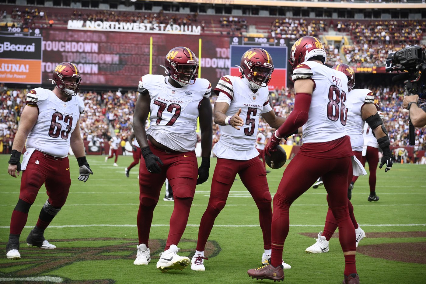 Croskey-Merritt and Samuel were impressive new additions in the Commanders' 21-6 win over the Giants | iNFOnews.ca Croskey-Merritt and Samuel were impressive new additions in the Commanders' 21-6 win over the Giants | iNFOnews.ca