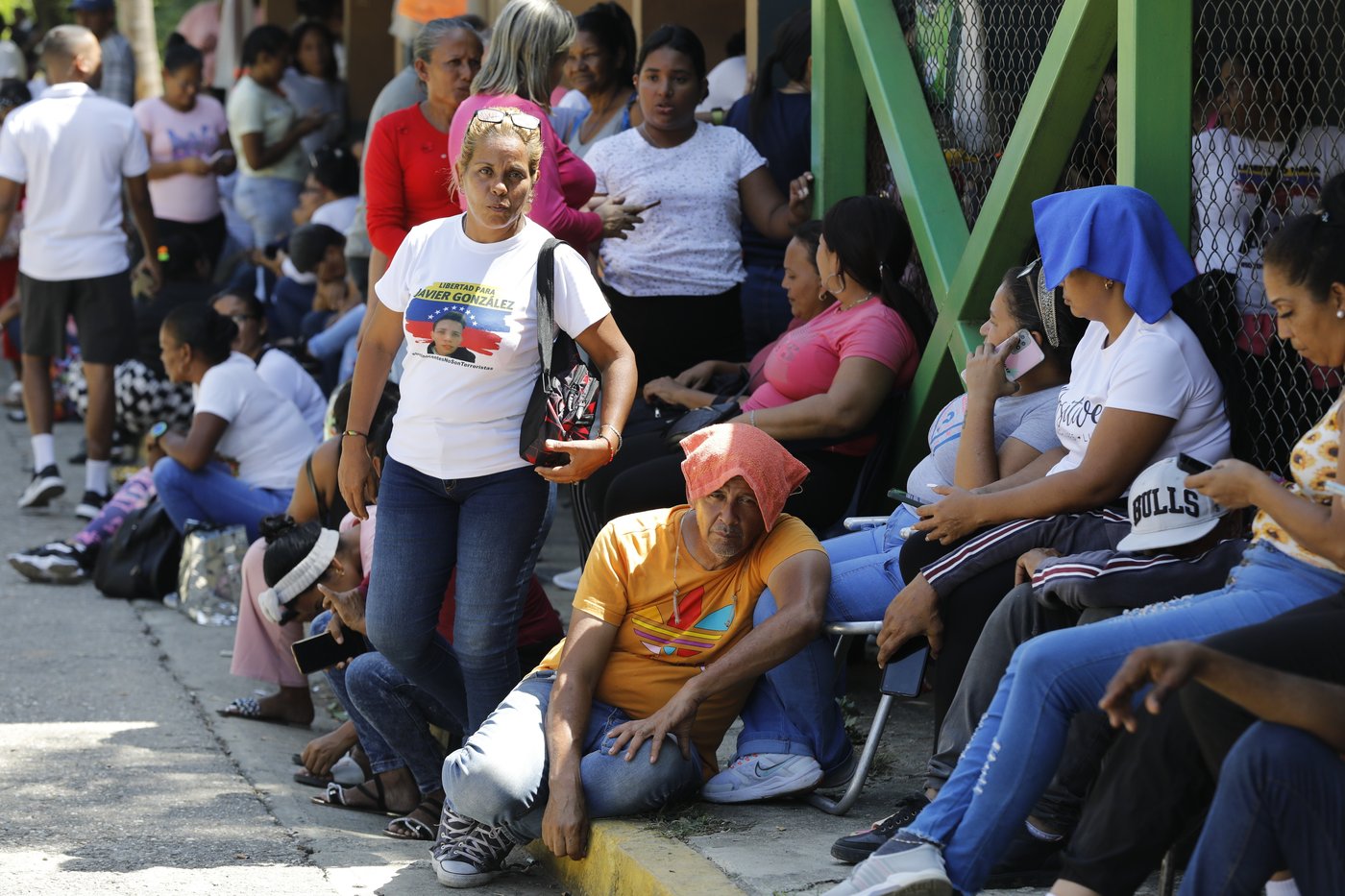 Venezuela releases from prison some of the thousands detained after presidential election | iNFOnews.ca