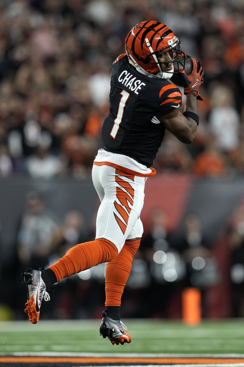 Bengals WR Ja'Marr Chase looks to exploit Panthers secondary that has allowed 7 TDs in 3 games | iNFOnews.ca Bengals WR Ja'Marr Chase looks to exploit Panthers secondary that has allowed 7 TDs in 3 games | iNFOnews.ca