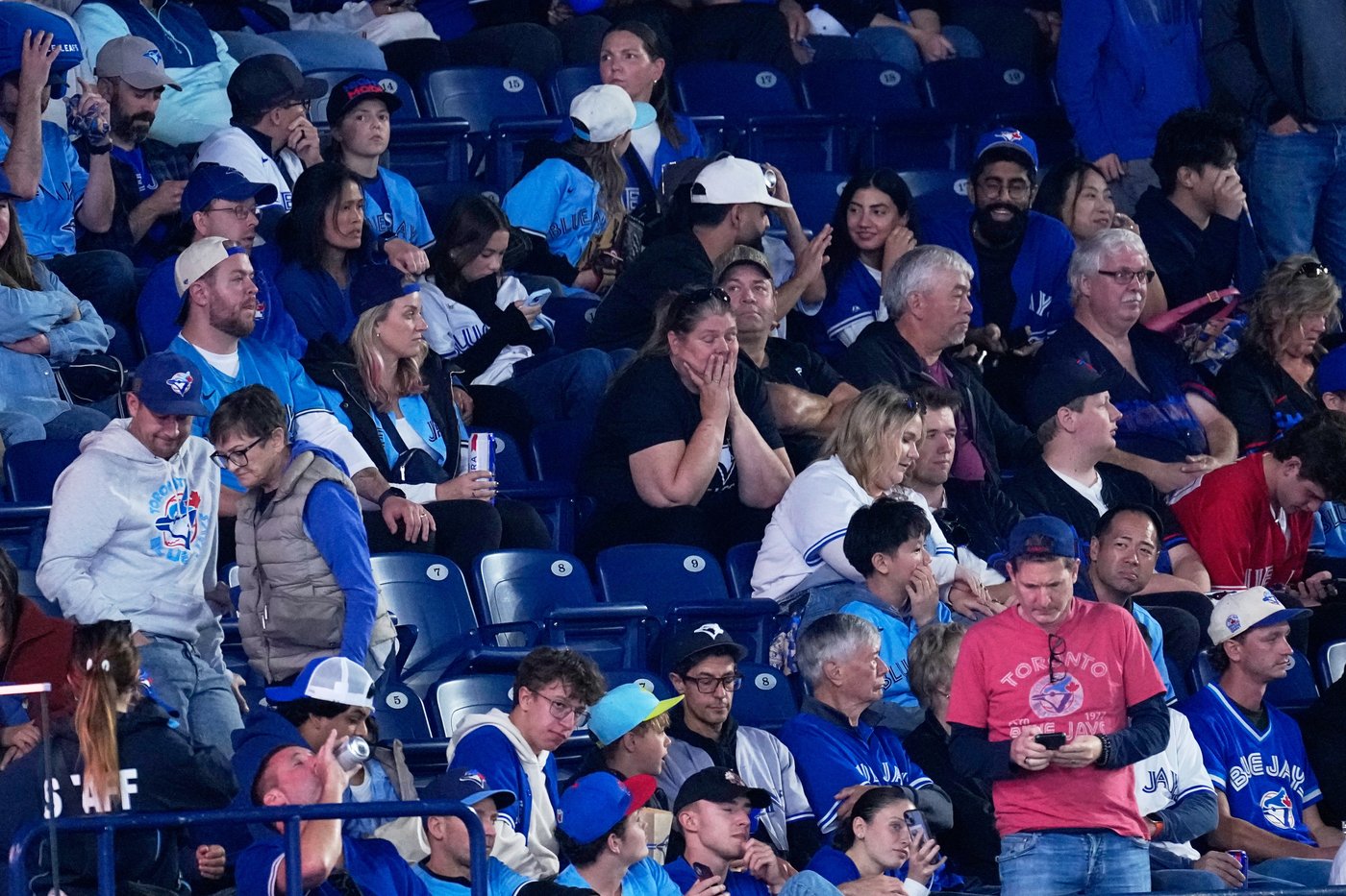 'Anything can happen': Blue Jays fans hope for a comeback in ALCS | iNFOnews.ca