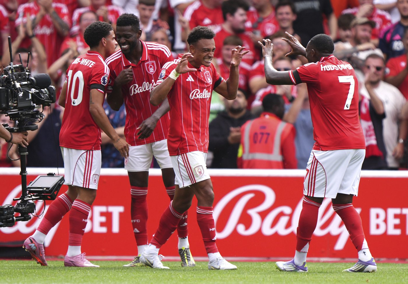 Nottingham Forest coach Nuno 'worried' about job amid tensions with owner Marinakis | iNFOnews.ca