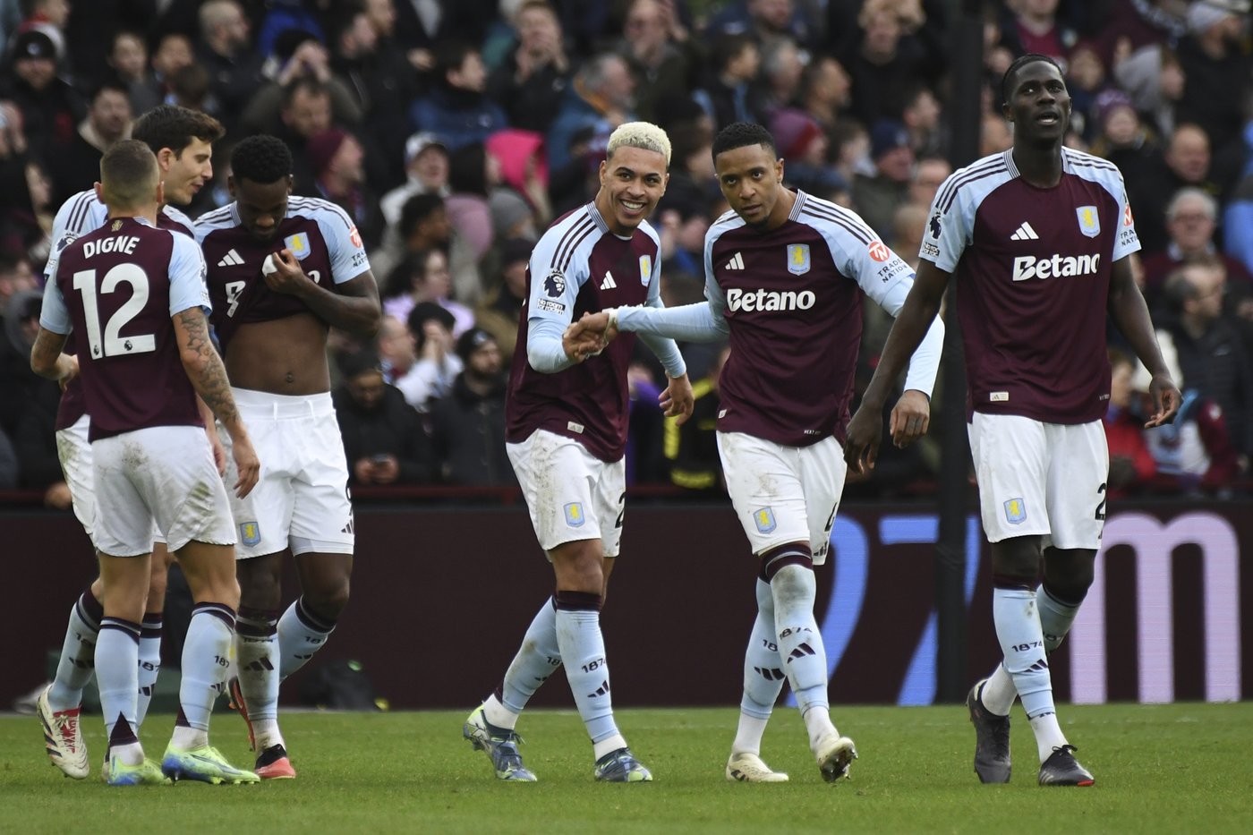 Man City crisis deepens after another loss, Arsenal closes gap on Liverpool | iNFOnews.ca Man City crisis deepens after another loss, Arsenal closes gap on Liverpool | iNFOnews.ca