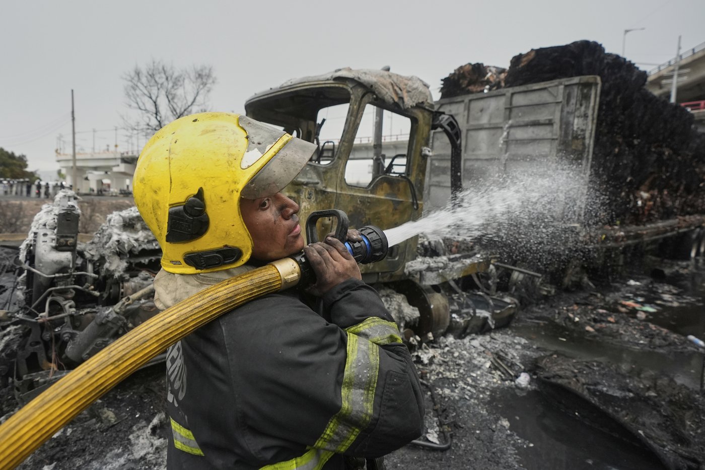 Families reel from tragedy as authorities investigate Mexico City gas tanker blast that killed 8 | iNFOnews.ca Families reel from tragedy as authorities investigate Mexico City gas tanker blast that killed 8 | iNFOnews.ca