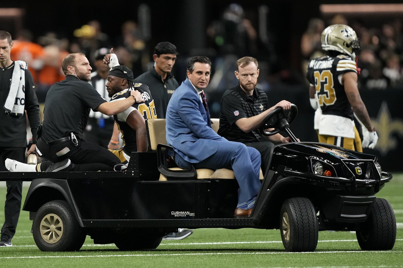 Saints cornerback Paulson Adebo breaks right femur in blowout loss to Broncos | iNFOnews.ca Saints cornerback Paulson Adebo breaks right femur in blowout loss to Broncos | iNFOnews.ca
