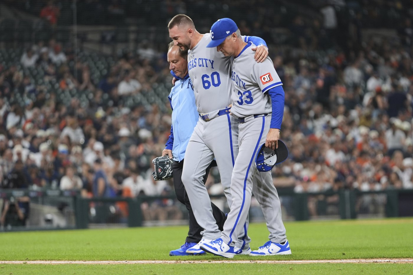 Royals pitcher Lucas Erceg helped off field after hard grounder hits left foot | iNFOnews.ca Royals pitcher Lucas Erceg helped off field after hard grounder hits left foot | iNFOnews.ca