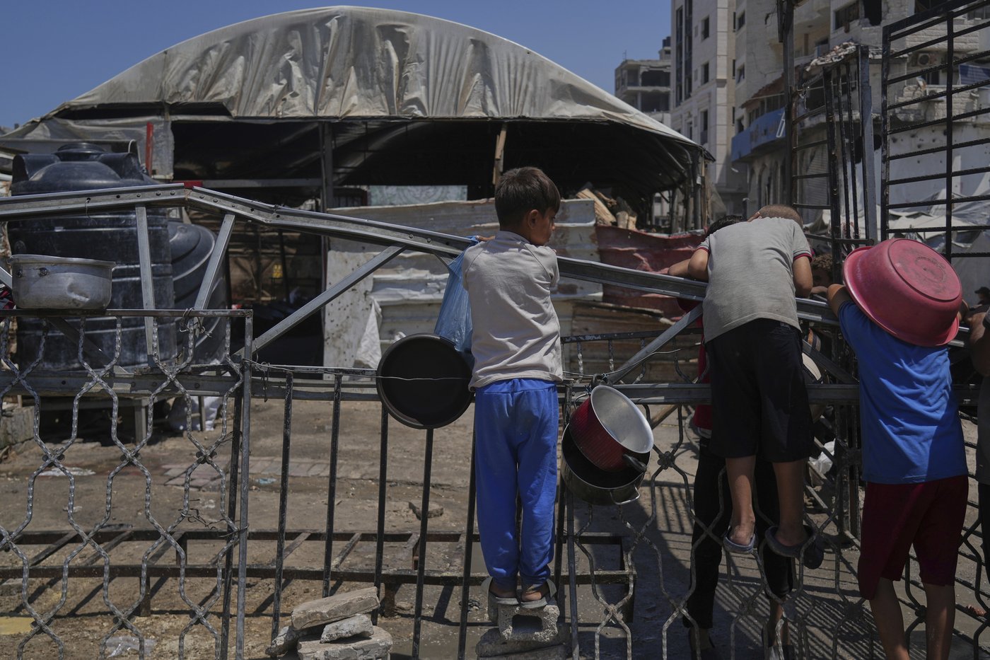 UN food agency chief says women and children are starving in Gaza and pressed Netanyahu on aid | iNFOnews.ca UN food agency chief says women and children are starving in Gaza and pressed Netanyahu on aid | iNFOnews.ca
