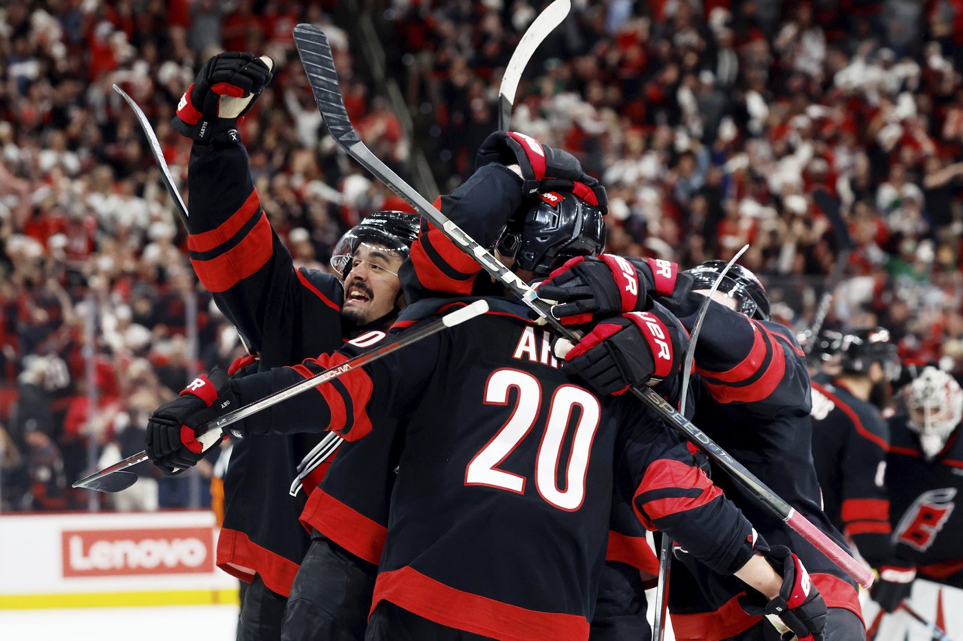 The Carolina Hurricanes have had postseason power-play problems. Now they're off to a strong start | iNFOnews.ca