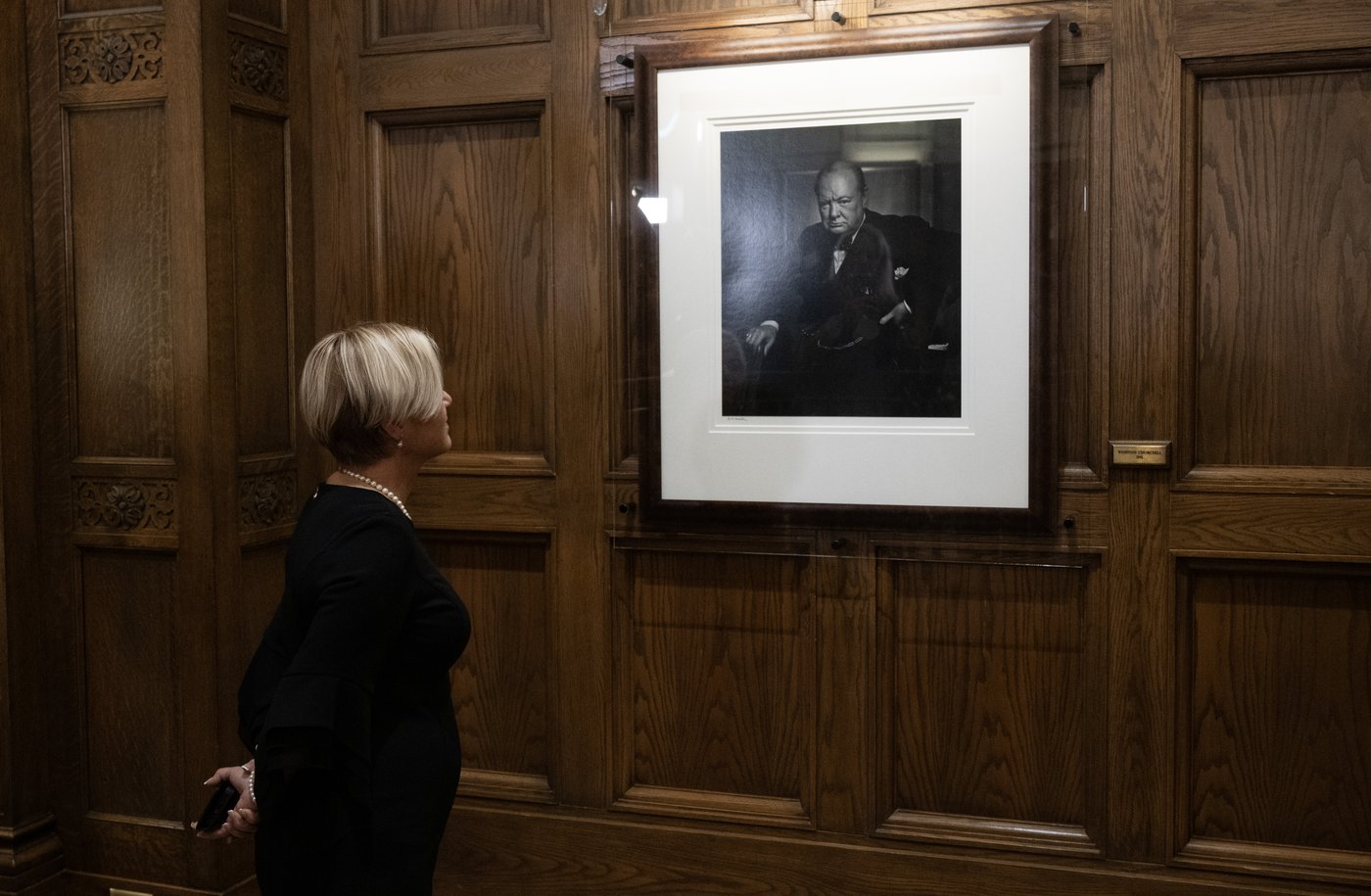 Famous Winston Churchill portrait returns to Ottawa after international art caper | iNFOnews.ca Famous Winston Churchill portrait returns to Ottawa after international art caper | iNFOnews.ca