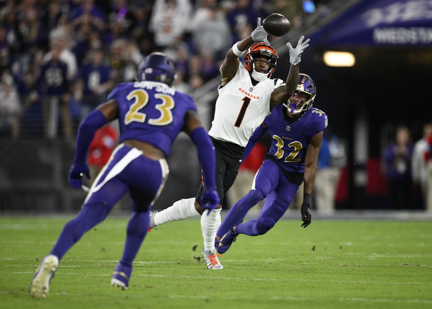 Bengals fritter away another big lead in a second frustrating loss to Ravens | iNFOnews.ca Bengals fritter away another big lead in a second frustrating loss to Ravens | iNFOnews.ca