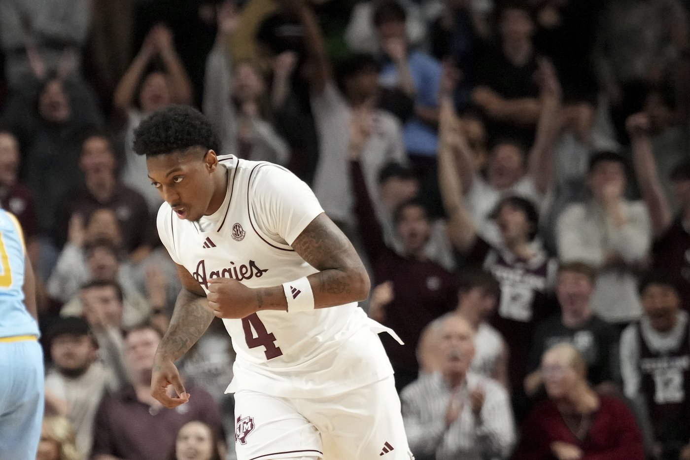 No. 23 Texas A&M overcomes 16-point deficit with big 2nd half in 71-54 win over Southern | iNFOnews.ca