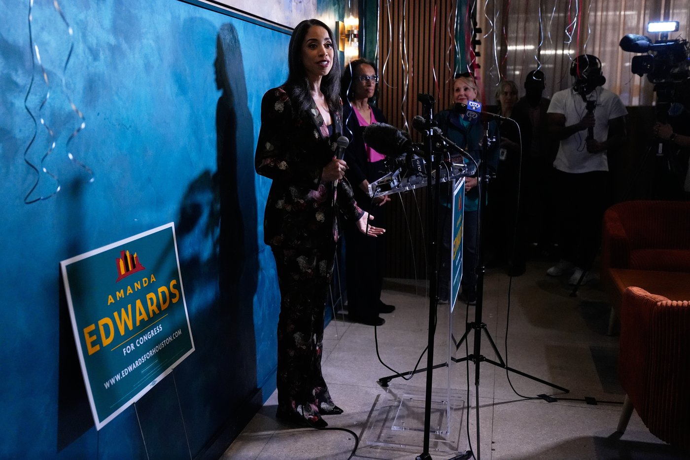 Texas Democrats Menefee and Edwards advance to runoff for vacant US House seat | iNFOnews.ca Texas Democrats Menefee and Edwards advance to runoff for vacant US House seat | iNFOnews.ca