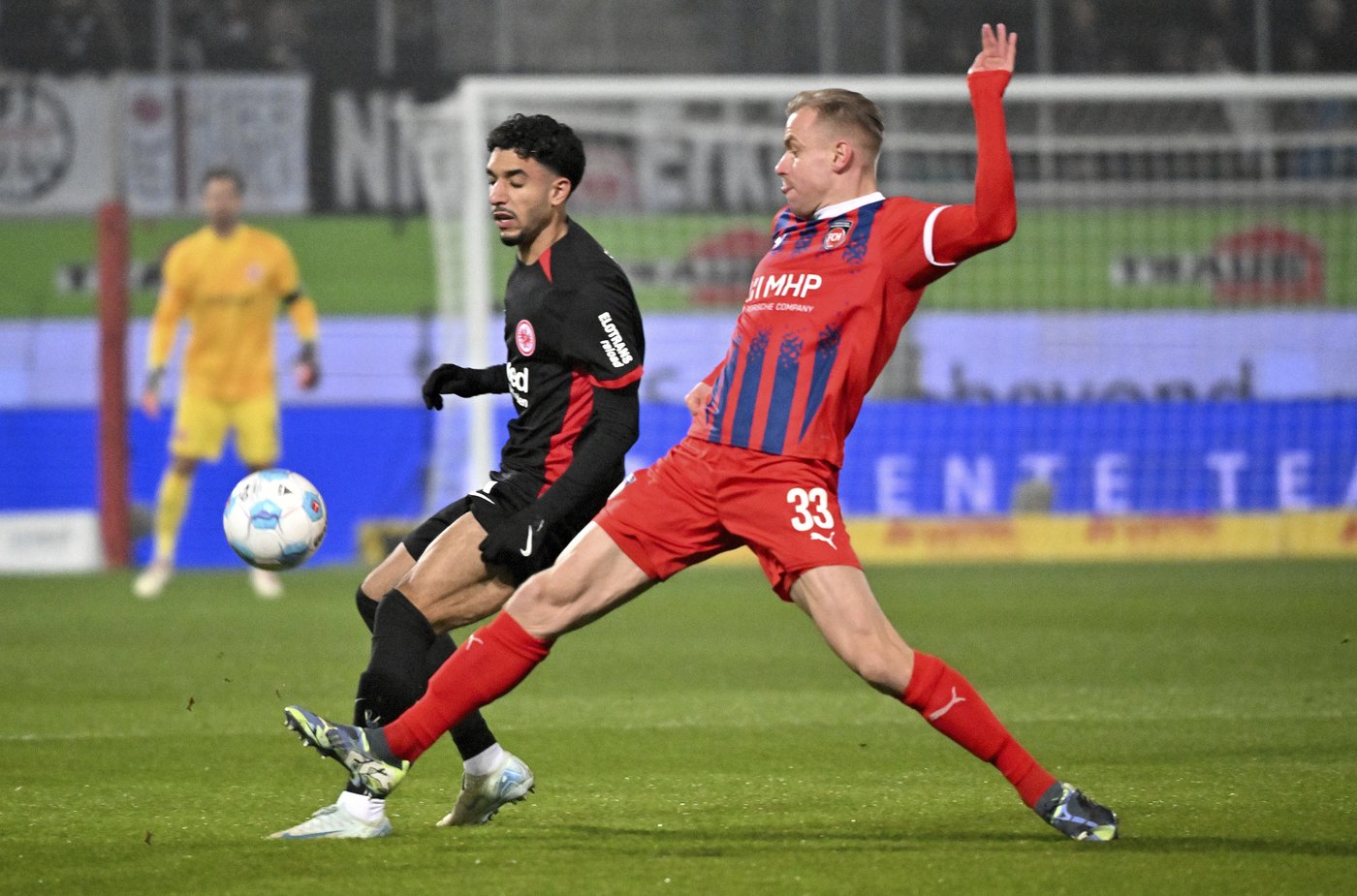 Marmoush scores two and Eintracht Frankfurt wins 4-0 at Heidenheim to close gap on Bayern | iNFOnews.ca Marmoush scores two and Eintracht Frankfurt wins 4-0 at Heidenheim to close gap on Bayern | iNFOnews.ca