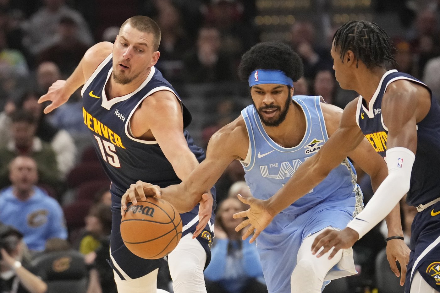 Donovan Mitchell scores 28 as Cavaliers improve to 13-1 at home by beating Jokic and Nuggets 126-114 | iNFOnews.ca