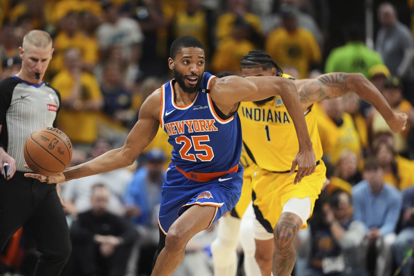 Mikal Bridges agrees to a $150 million extension with the Knicks, AP source says | iNFOnews.ca