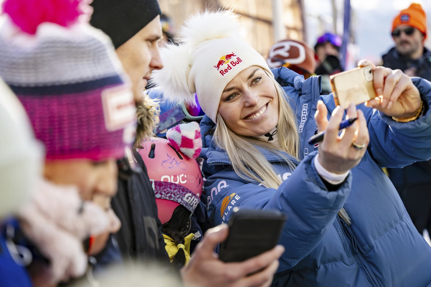 Lindsey Vonn takes a low-risk approach, 14th in her return to World Cup skiing at age 40 | iNFOnews.ca