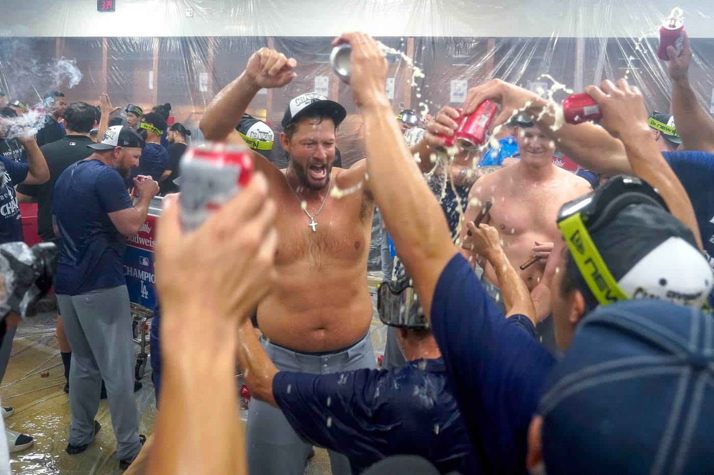 Clayton Kershaw and Dodgers celebrate 12th NL West title in last 13 seasons | iNFOnews.ca