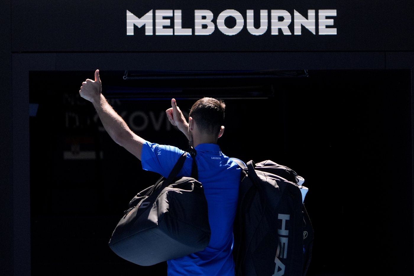 Djokovic quits mid-match and walks off to boos, putting Zverev in Australian Open final vs. Sinner | iNFOnews.ca