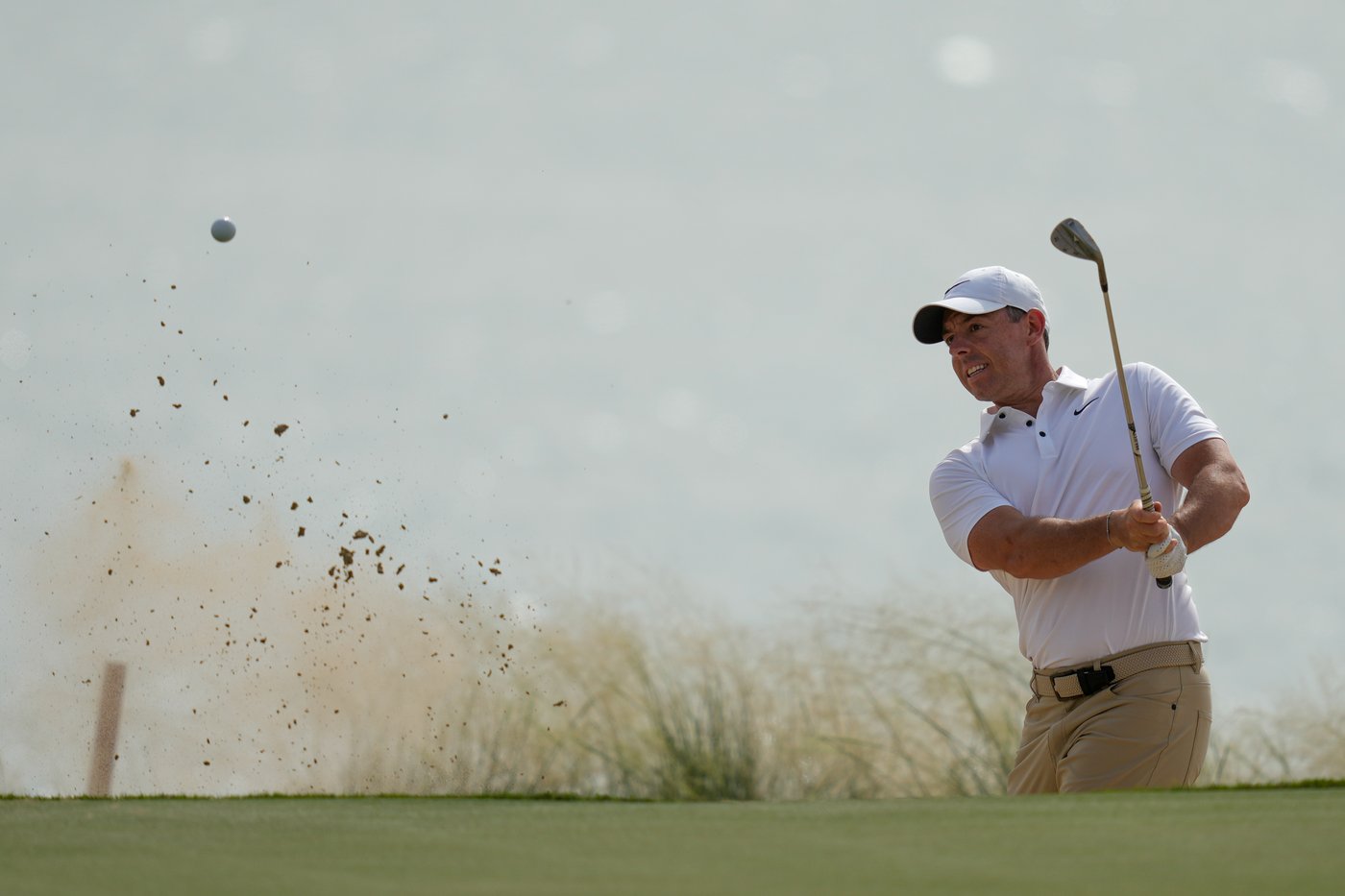 Fleetwood and Lowry among five tied for lead after opening Abu Dhabi Championship | iNFOnews.ca Fleetwood and Lowry among five tied for lead after opening Abu Dhabi Championship | iNFOnews.ca
