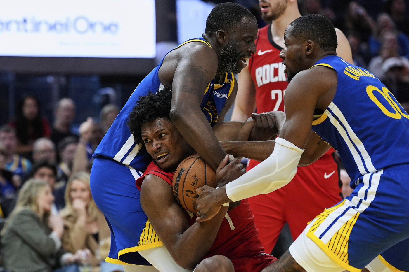Warriors' Draymond Green wins NBA Hustle Award for 2024-25 season | iNFOnews.ca