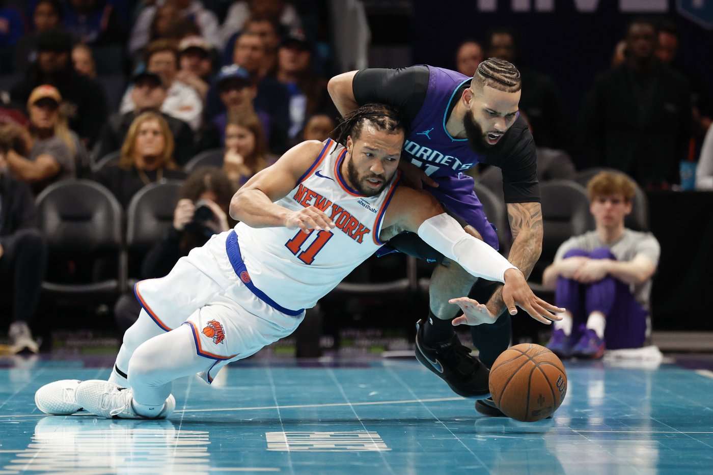 Jalen Brunson pours in 31 points as Knicks hold on to beat the Hornets 99-98 in NBA Cup play | iNFOnews.ca Jalen Brunson pours in 31 points as Knicks hold on to beat the Hornets 99-98 in NBA Cup play | iNFOnews.ca