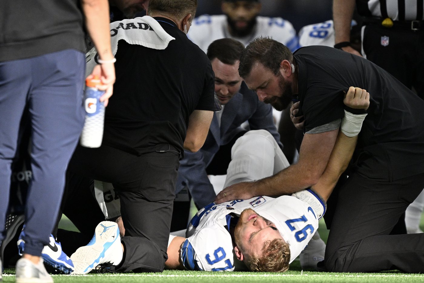 Aidan Hutchinson likely down 4-6 months with broken leg, Lions coach Dan Campbell says | iNFOnews.ca