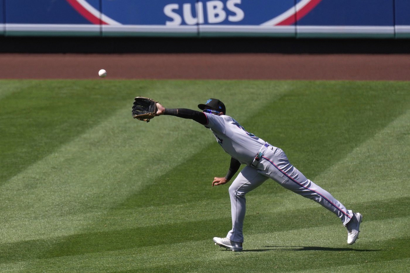 Marlins place OF Derek Hill on IL and bring up Victor Mesa Jr. from minors | iNFOnews.ca