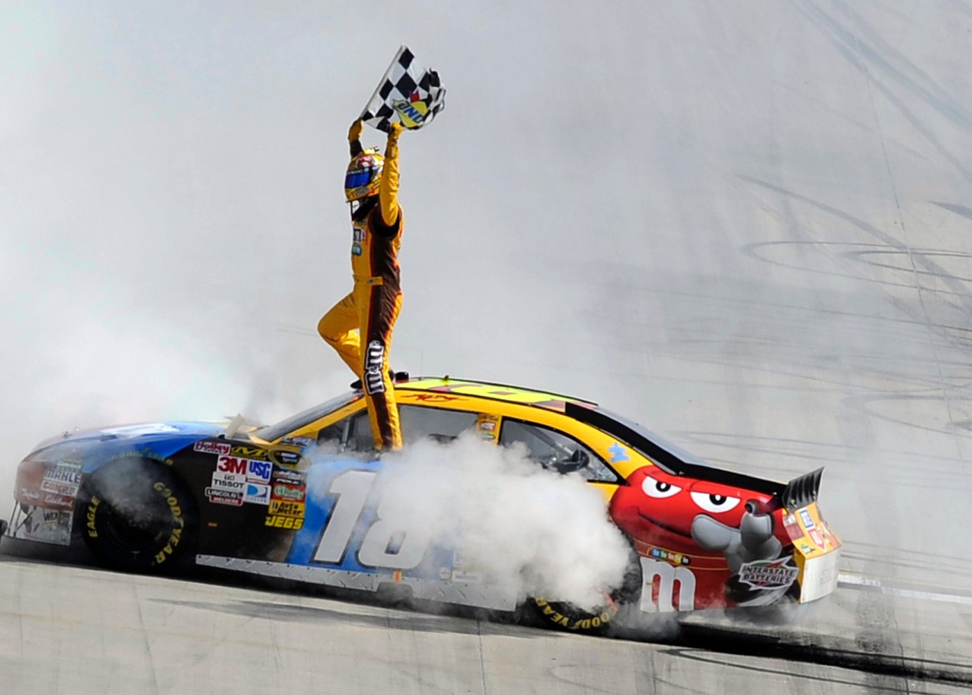 2-time NASCAR champ Kyle Busch dies at 41 after being hospitalized with a 'severe illness' | iNwheels 2-time NASCAR champ Kyle Busch dies at 41 after being hospitalized with a 'severe illness' | iNwheels