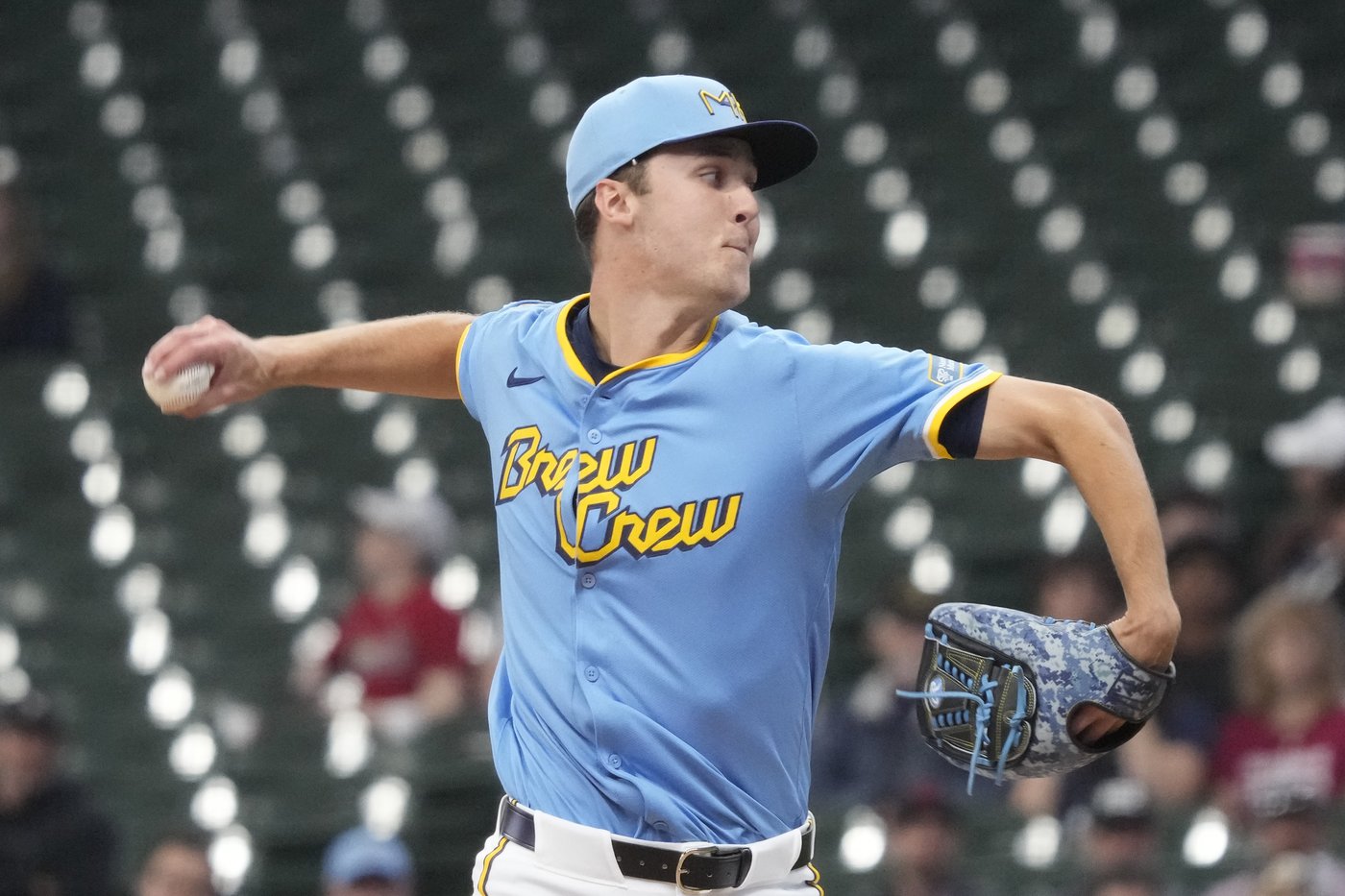 Misiorowski exits Brewers debut with leg cramps after holding Cardinals hitless for 5 innings | iNFOnews.ca Misiorowski exits Brewers debut with leg cramps after holding Cardinals hitless for 5 innings | iNFOnews.ca