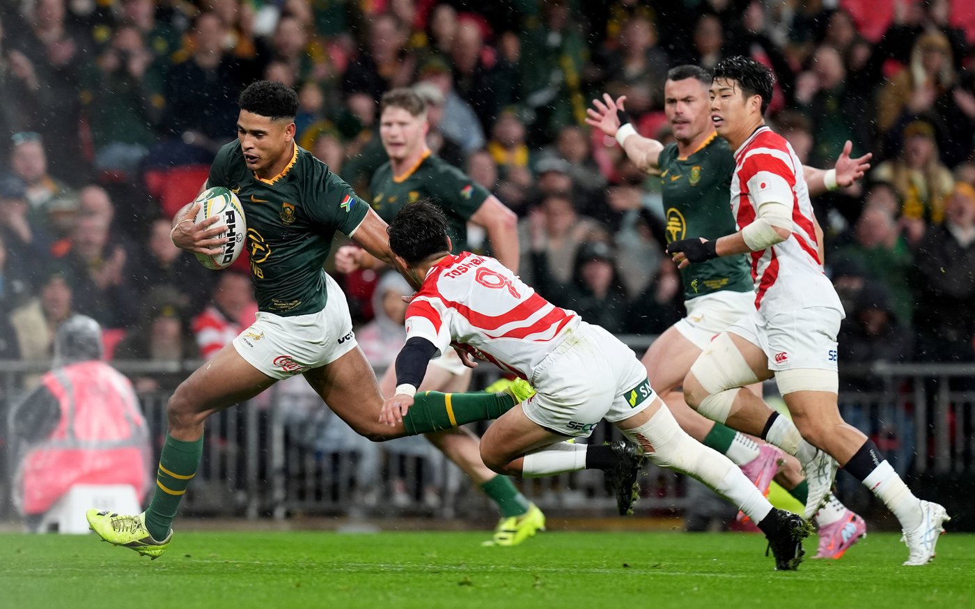Feinberg-Mngomezulu's solo tries shine as nine-try Springboks rout Japan | iNFOnews.ca