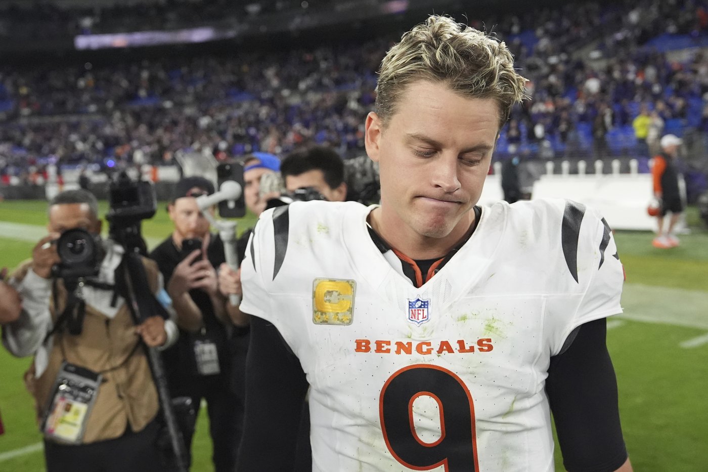 Jackson leads rally, and Ravens stop 2-point attempt to hold off Bengals 35-34 | iNFOnews.ca Jackson leads rally, and Ravens stop 2-point attempt to hold off Bengals 35-34 | iNFOnews.ca