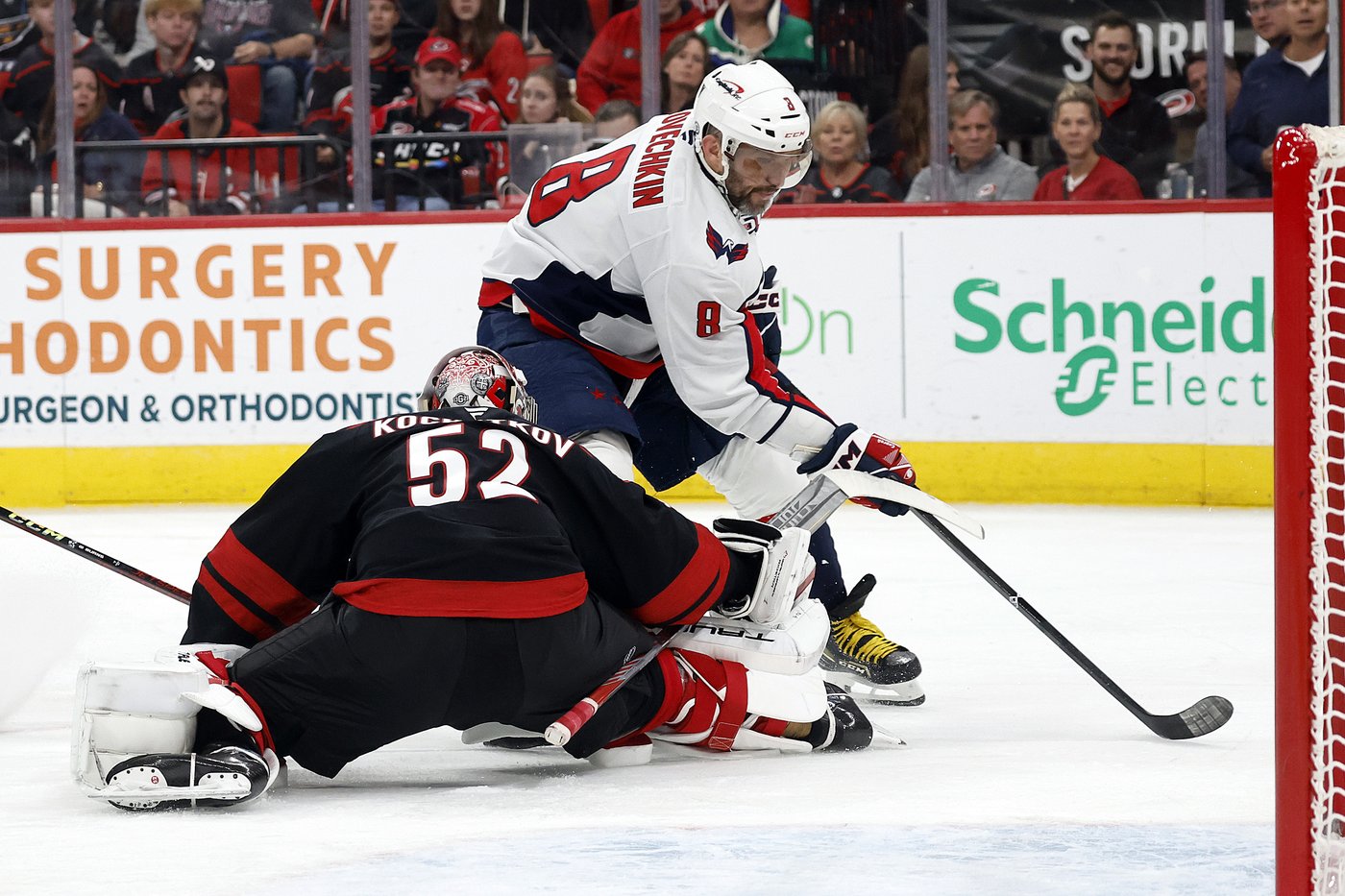 Alex Ovechkin is scoring and helping teammates and the Washington Capitals are off to a hot start | iNFOnews.ca