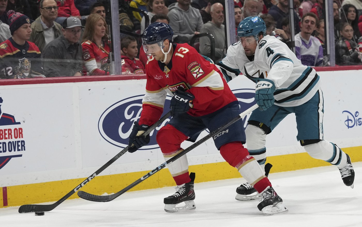 Tkachuk scores 2 more goals, Panthers stay hot with 3-1 win over Sharks | iNFOnews.ca Tkachuk scores 2 more goals, Panthers stay hot with 3-1 win over Sharks | iNFOnews.ca