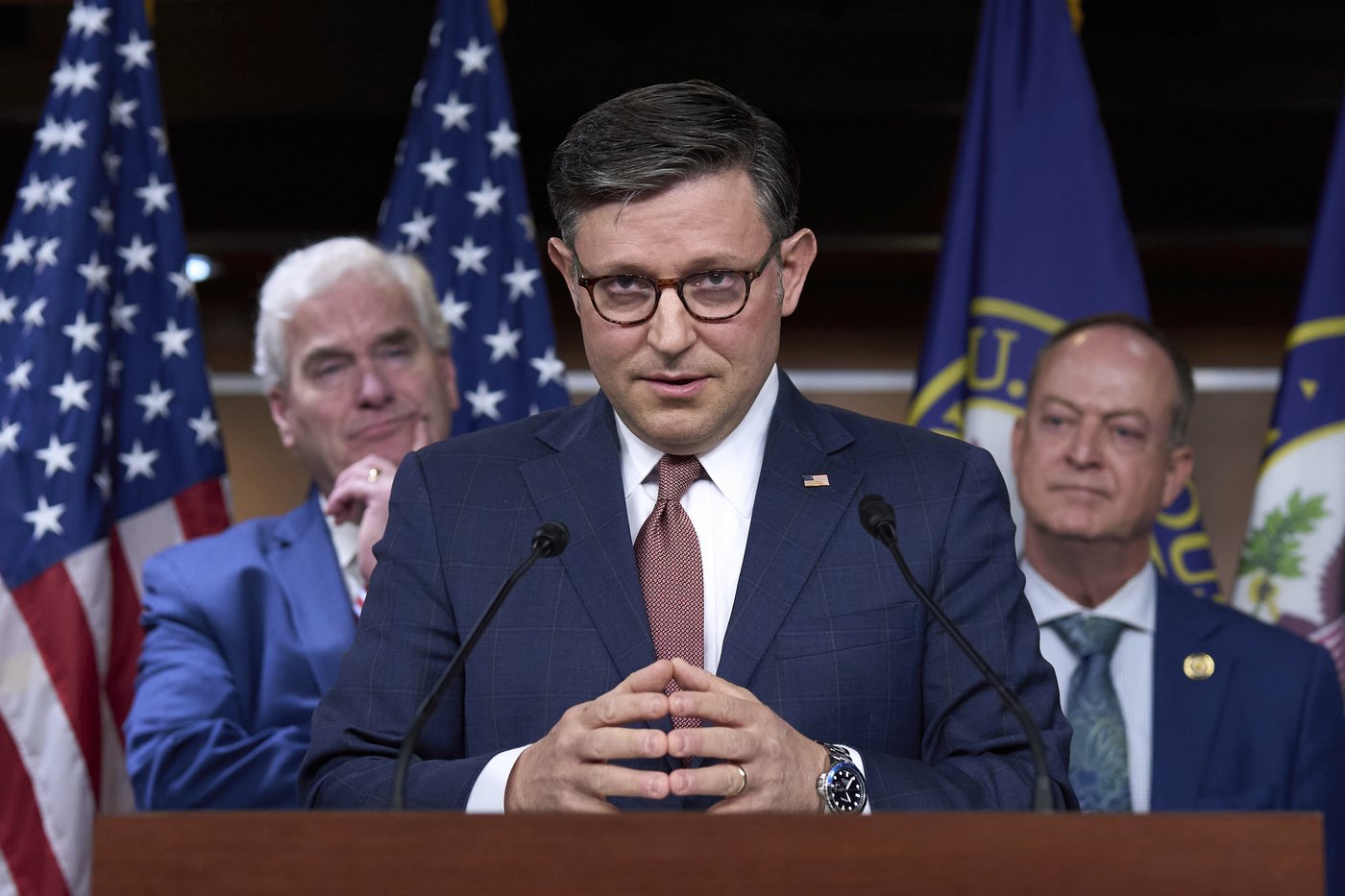 Republicans urge Donald Trump and Elon Musk to end their feud | iNFOnews.ca