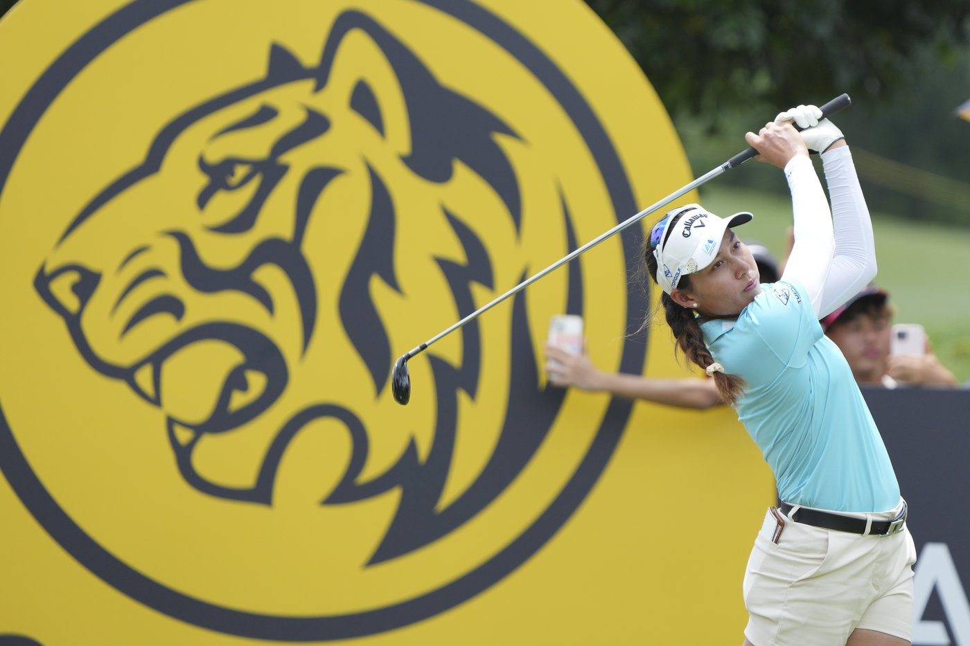 Yin Ruoning shoots 65 to win in Malaysia, Thitikul finishes second again | iNFOnews.ca
