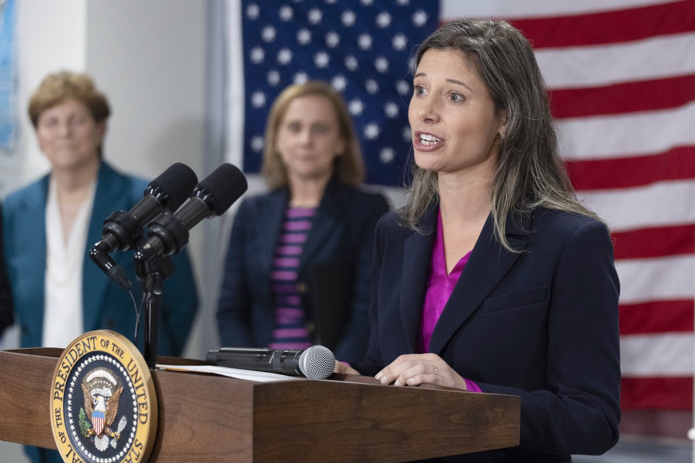 New Hampshire will decide incumbent's fate in 1 US House district and fill an open seat in the other | iNFOnews.ca New Hampshire will decide incumbent's fate in 1 US House district and fill an open seat in the other | iNFOnews.ca