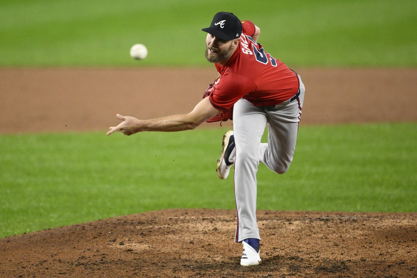 Sale sparkles, Olson hits bases-loaded triple in 10th and Braves beat Nationals 5-0 | iNFOnews.ca Sale sparkles, Olson hits bases-loaded triple in 10th and Braves beat Nationals 5-0 | iNFOnews.ca