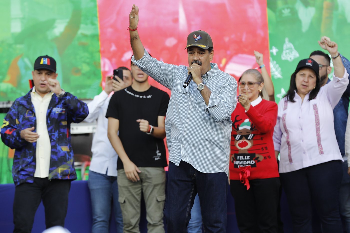 Venezuelan pop band that embraced Maduro's opponent cancels tour after his criticism of its lyrics | iNFOnews.ca