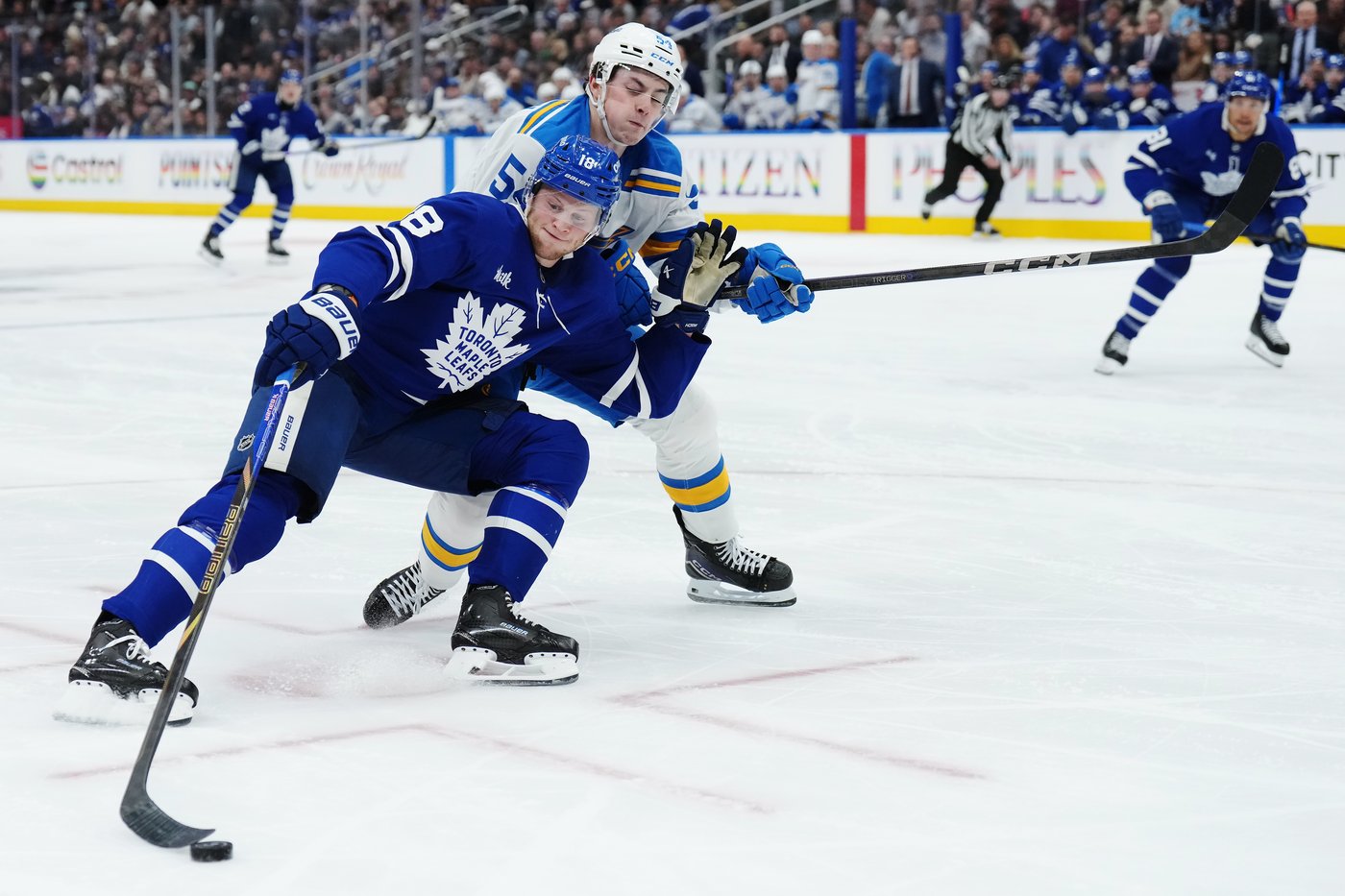Nylander scores in OT, Leafs down Blues 3-2 in OT to snap losing streak | iNFOnews.ca