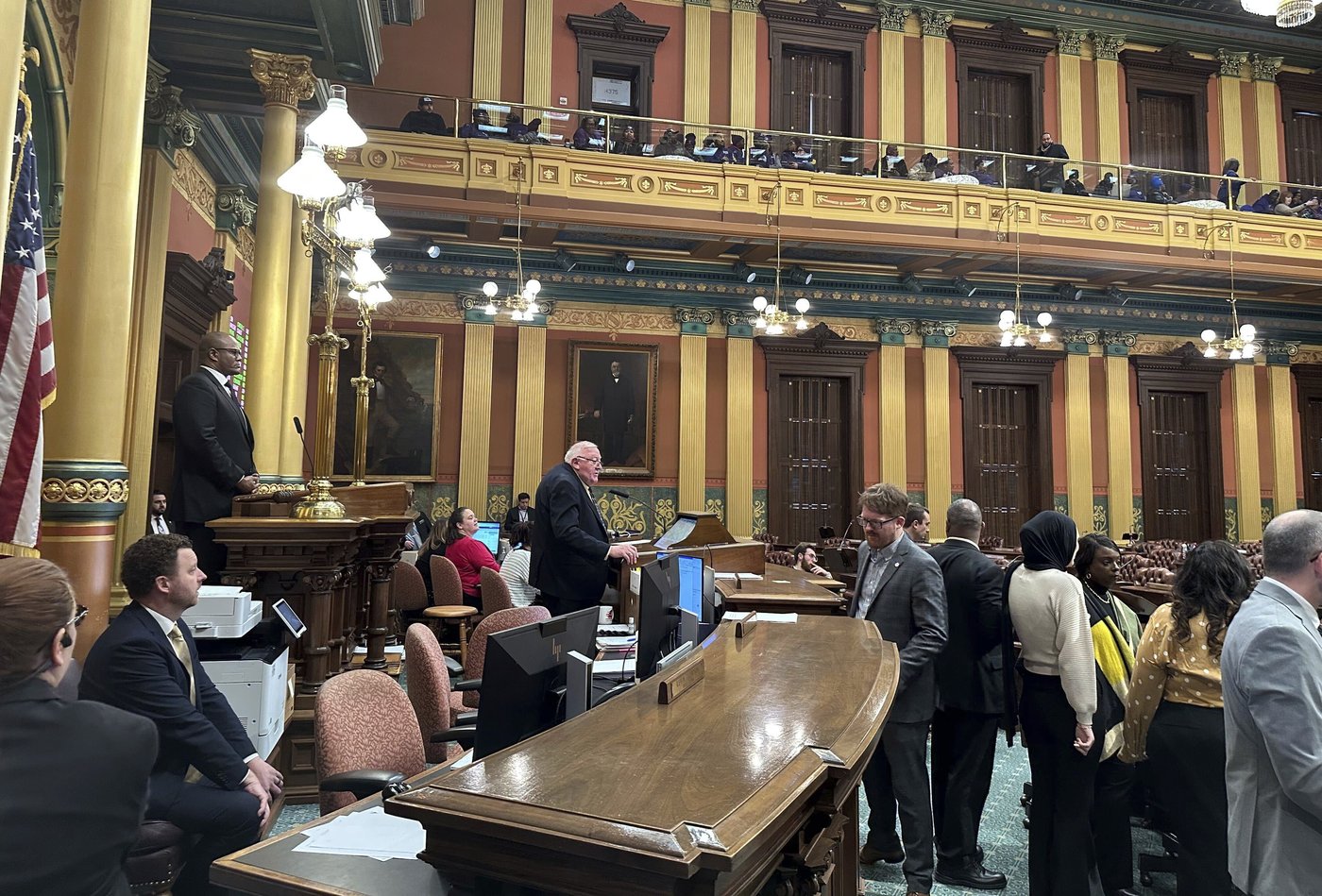 Internal divisions doom Michigan Democrats in their final days of legislative control | iNFOnews.ca