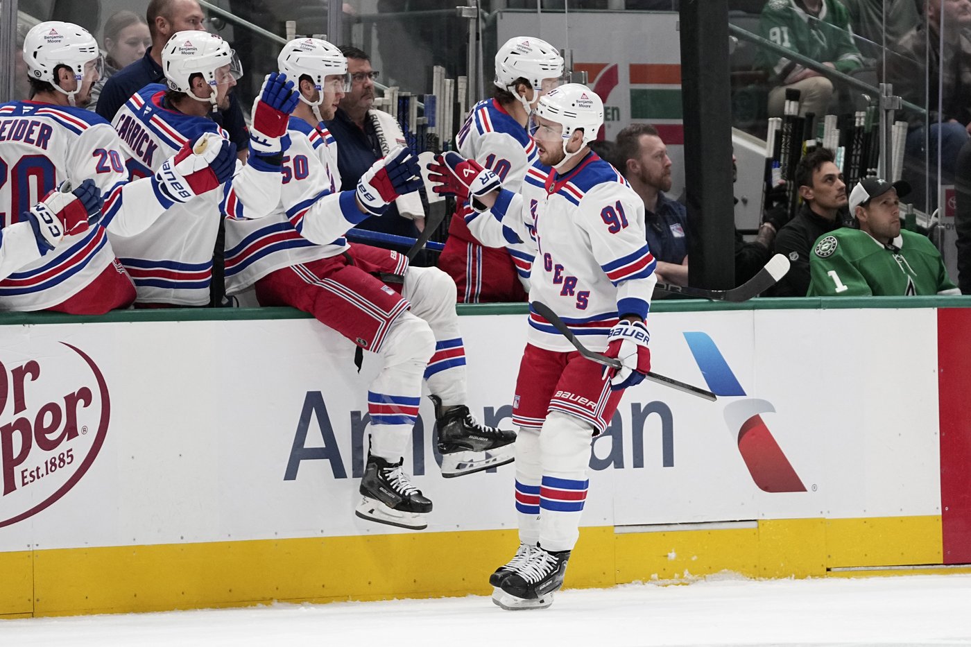 Shesterkin dazzles with 41 saves as Rangers beat Stars 3-1 to end three-game losing streak | iNFOnews.ca Shesterkin dazzles with 41 saves as Rangers beat Stars 3-1 to end three-game losing streak | iNFOnews.ca
