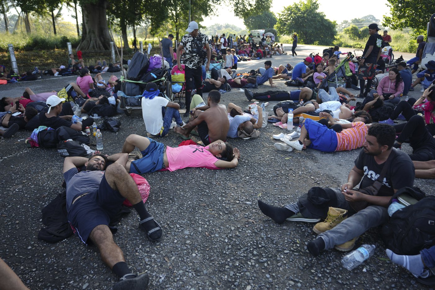 A small migrant caravan sets out from southern Mexico but it's unlikely to reach the US border | iNFOnews.ca