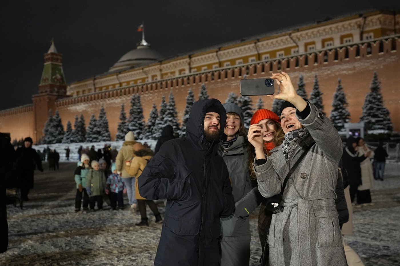 PHOTO COLLECTION: New Year's Eve | iNFOnews.ca