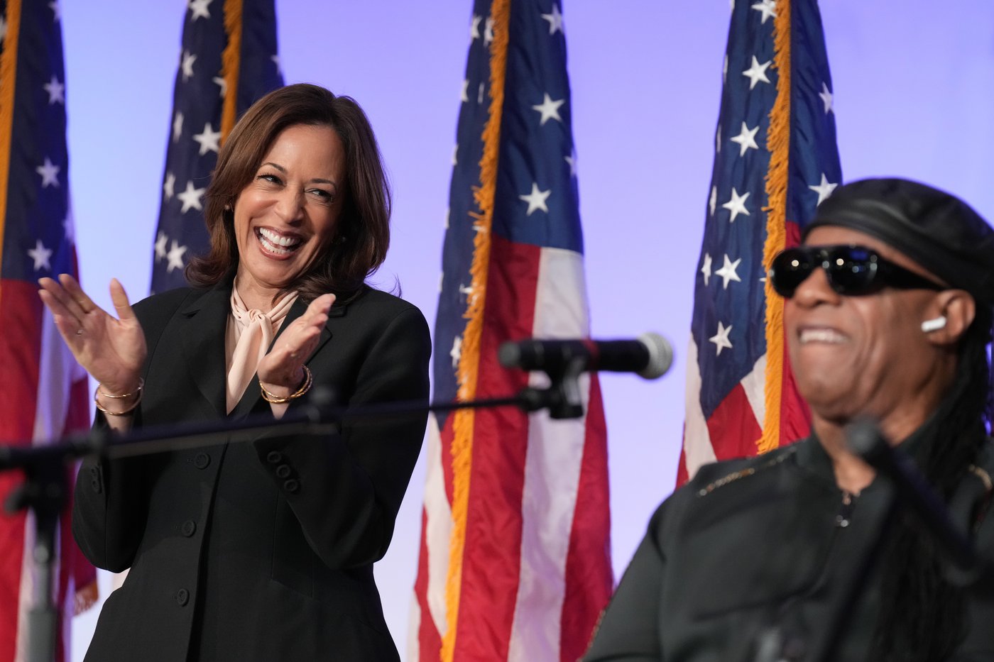 Harris urges Black churchgoers in Georgia to head out to vote and gets an assist from Stevie Wonder | iNFOnews.ca Harris urges Black churchgoers in Georgia to head out to vote and gets an assist from Stevie Wonder | iNFOnews.ca