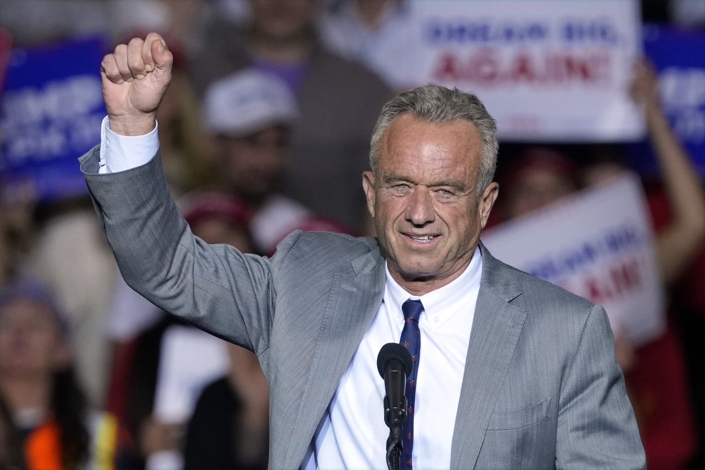 Robert F. Kennedy Jr. says Donald Trump would push to remove fluoride from drinking water | iNFOnews.ca Robert F. Kennedy Jr. says Donald Trump would push to remove fluoride from drinking water | iNFOnews.ca