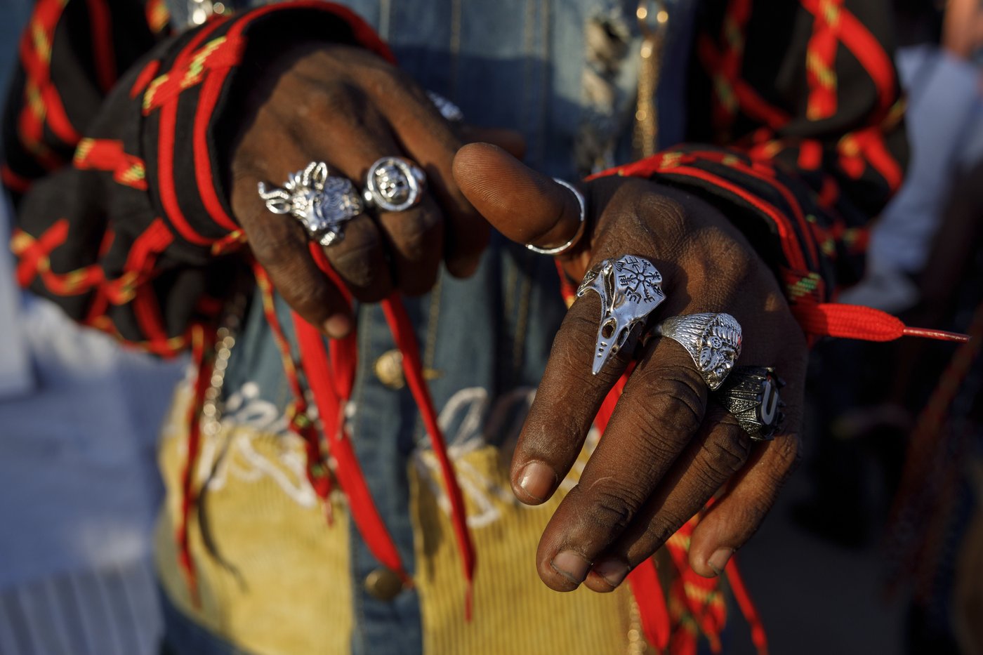 As fast fashion's waste pollutes Africa's environment, designers in Ghana are finding a solution | iNFOnews.ca As fast fashion's waste pollutes Africa's environment, designers in Ghana are finding a solution | iNFOnews.ca