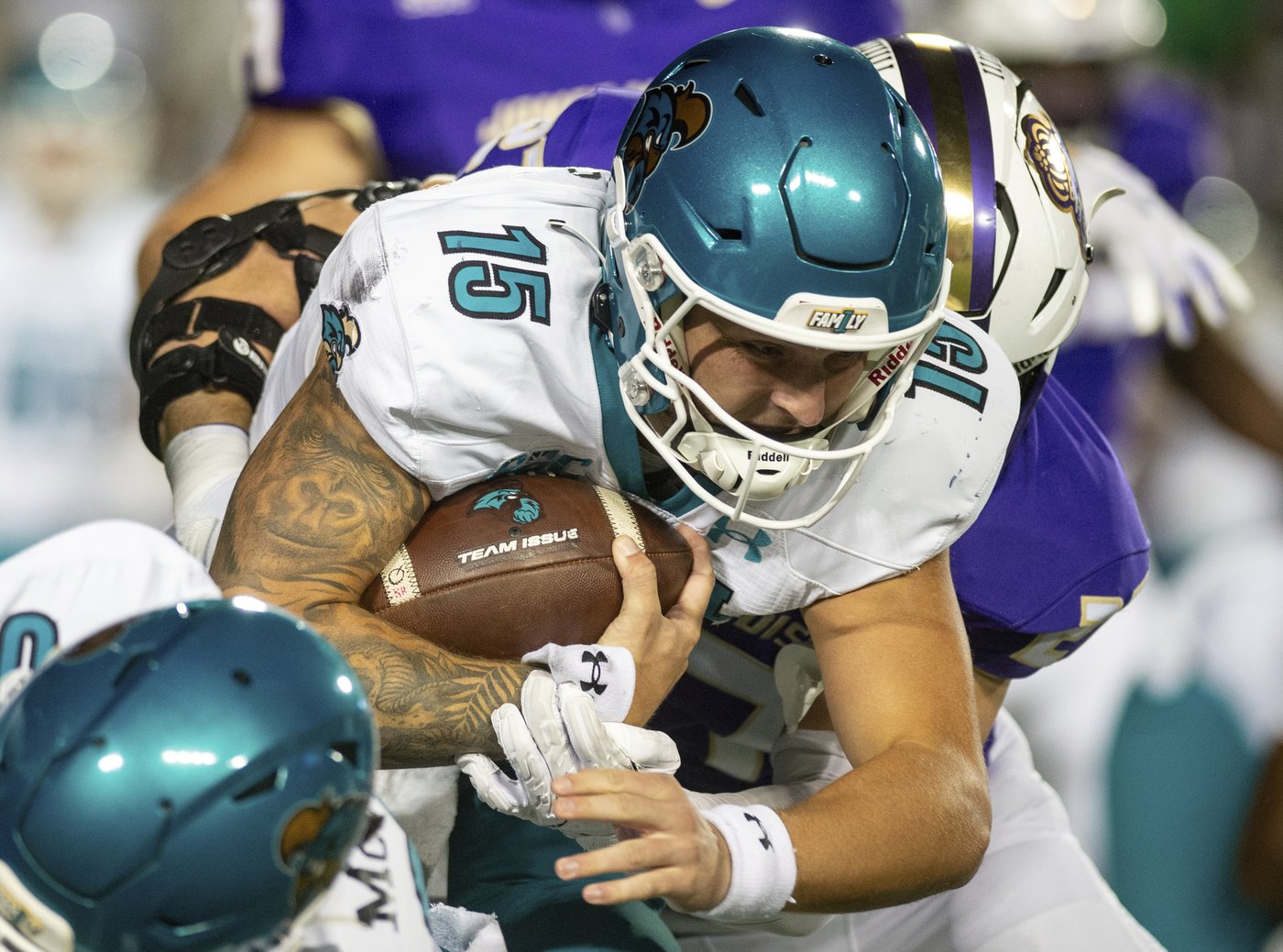 Alonza Barnett III, Lloyd Summerall III spark James Madison to 39-7 romp over Coastal Carolina | iNFOnews.ca