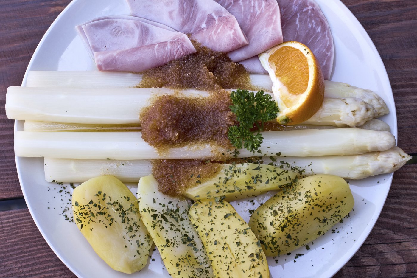It’s springtime in Germany and people are obsessing about white asparagus | iNFOnews.ca It’s springtime in Germany and people are obsessing about white asparagus | iNFOnews.ca
