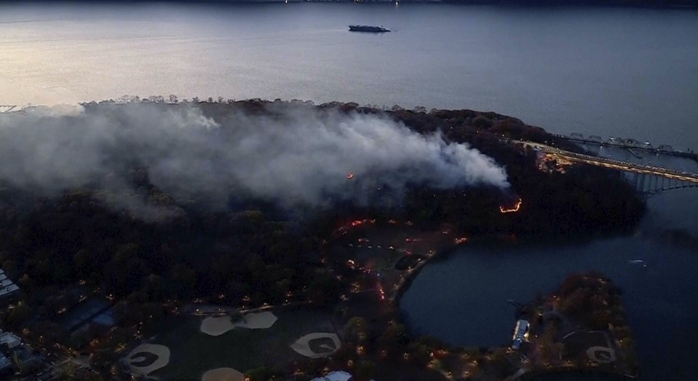 2 charged with setting some Northeast wildfires amid New Jersey drought warning and blazes out West | iNFOnews.ca 2 charged with setting some Northeast wildfires amid New Jersey drought warning and blazes out West | iNFOnews.ca