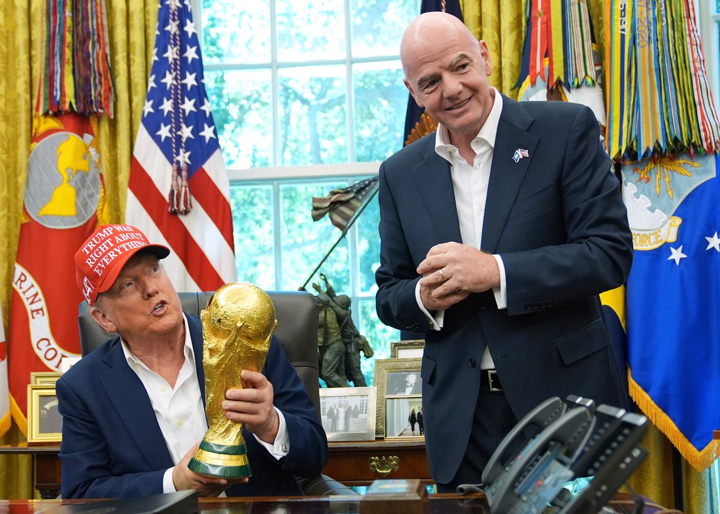 Soccer superstar Ronaldo joins Saudi crown prince during a White House visit | iNFOnews.ca Soccer superstar Ronaldo joins Saudi crown prince during a White House visit | iNFOnews.ca