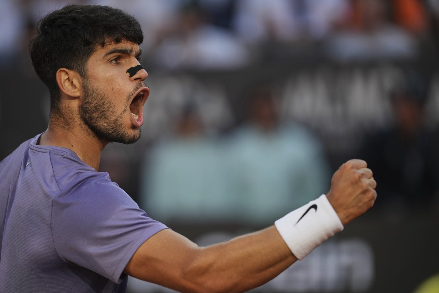 Alcaraz beats Sinner again to win the Italian Open and solidify his status as French Open favorite | iNFOnews.ca